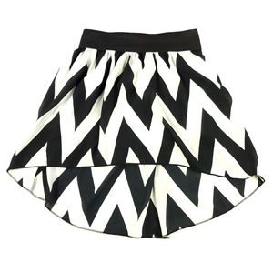 Pinky Girls Black and White Skirt Size 8